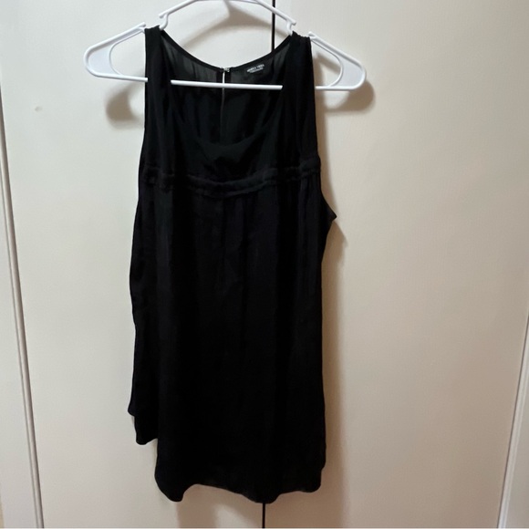 Black Simply Vera Wang Tank Top, Sheer Top Panel, Silky Material Feel, Size XL - Picture 1 of 12